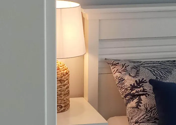 Wyspa Mew - 150 M Od Plazy * Gąski