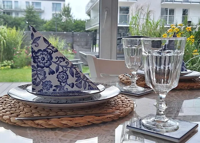 Wyspa Mew - 150 M Od Plazy Gąski